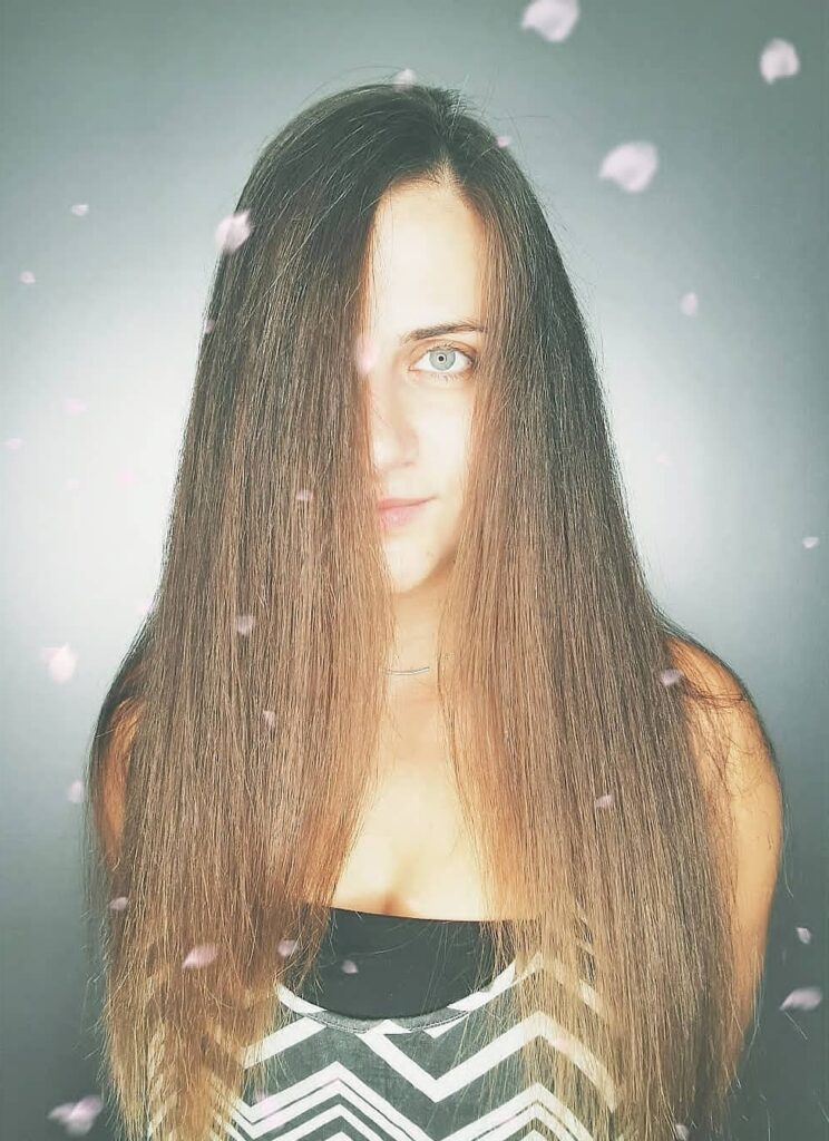 natty-by-aggelos-women-haircut-30